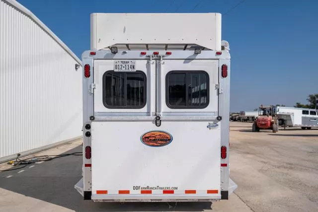 used Horse Trailers Sundowner Trailers  for sale, in Seguin, TX Thumbnail 12