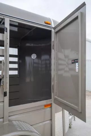 new Stock / Stock Combo Trailers W-W Trailer  for sale, in Seguin, TX Thumbnail 7