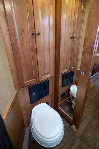 used Horse Trailers Merhow Trailers  for sale, in Seguin, TX Thumbnail 33