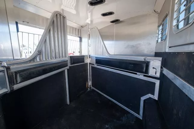 used Horse Trailers 4-Star Trailers  for sale, in Seguin, TX Thumbnail 13