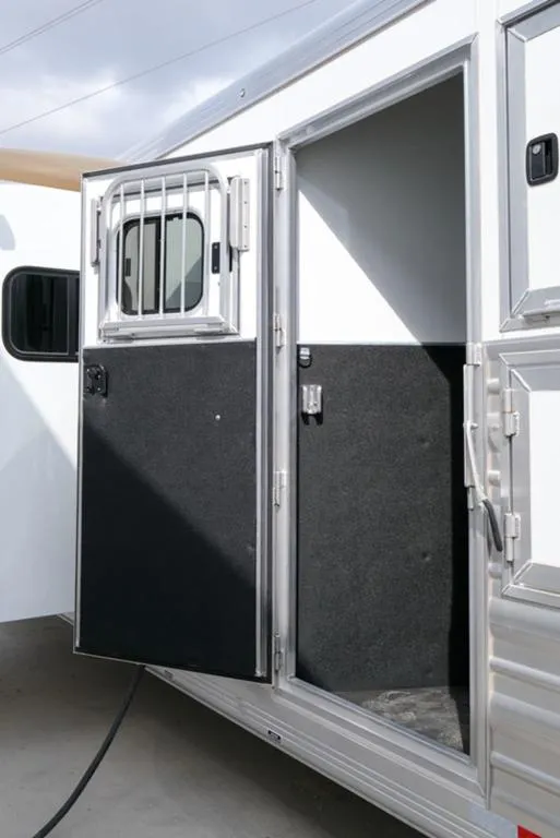 new Horse Trailers Cimarron Trailers  for sale, in Seguin, TX Thumbnail 25