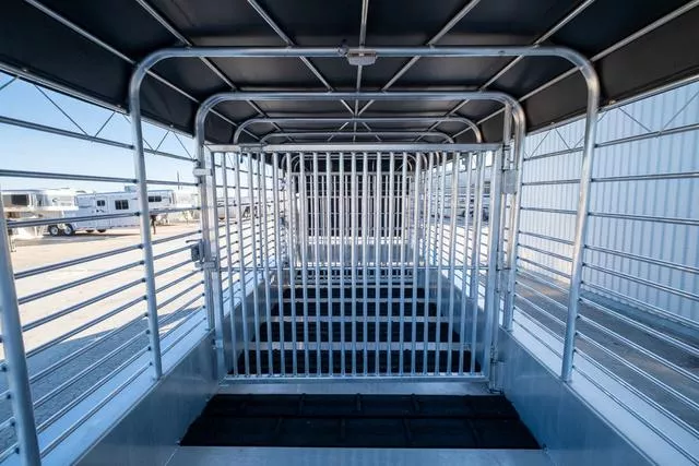 new Stock / Stock Combo Trailers Gooseneck  for sale, in Seguin, TX Thumbnail 13