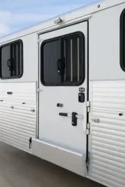 used Horse Trailers Sundowner Trailers  for sale, in Seguin, TX Thumbnail 11