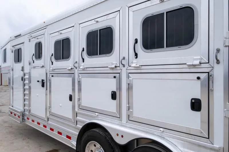 used Horse Trailers Elite Trailers  for sale, in Seguin, TX Thumbnail 21