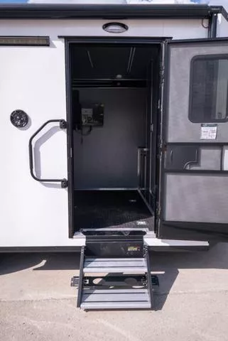 new Toy Haulers Cargo Mate  for sale, in Seguin, TX Thumbnail 9