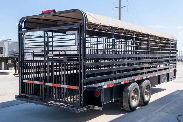 used Stock / Stock Combo Trailers Gooseneck  for sale, in Seguin, TX Thumbnail 4