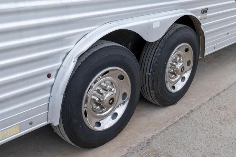 used Horse Trailers Merhow Trailers  for sale, in Seguin, TX Thumbnail 34