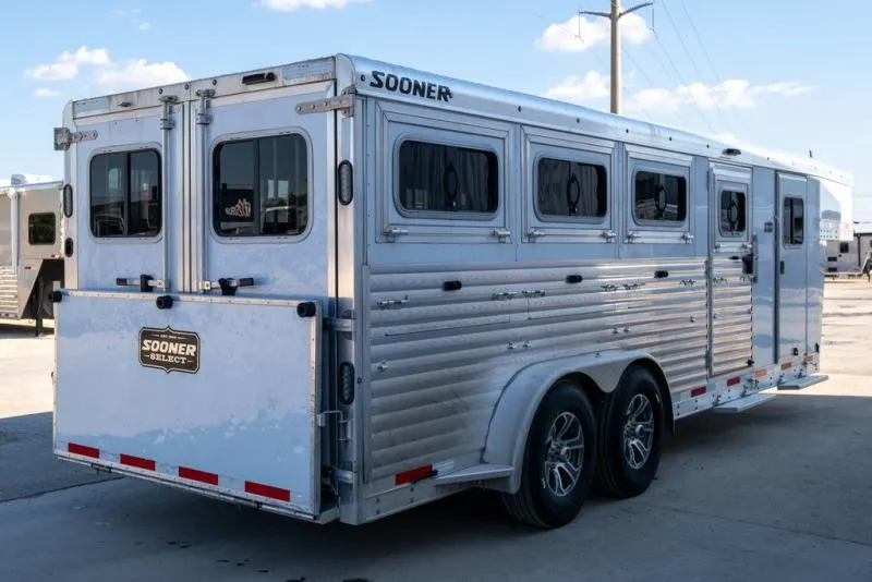 used Horse Trailers Sooner  for sale, in Seguin, TX Thumbnail 4