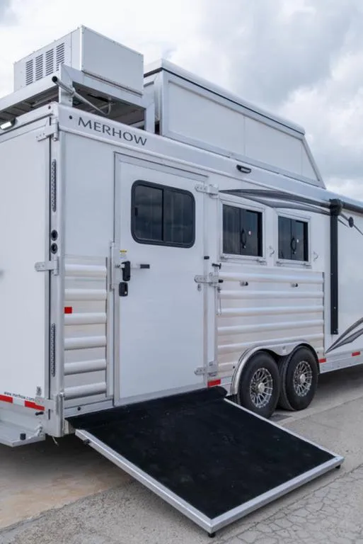 new Horse Trailers Merhow Trailers  for sale, in Seguin, TX Thumbnail 17