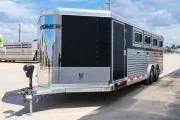 used Horse Trailers Sooner  for sale, in Seguin, TX Thumbnail 6