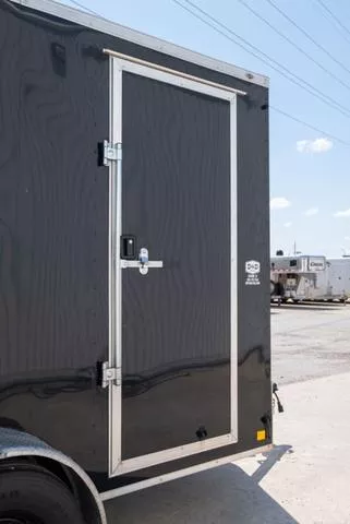 used Cargo (Enclosed) Trailers Continental Cargo  for sale, in Seguin, TX Thumbnail 6