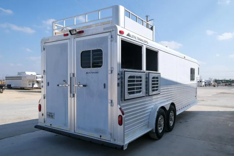 used Horse Trailers Elite Trailers  for sale, in Seguin, TX Thumbnail 4