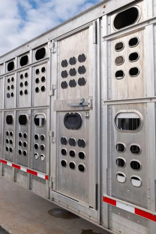 used Horse Trailers EBY  for sale, in Seguin, TX Thumbnail 15