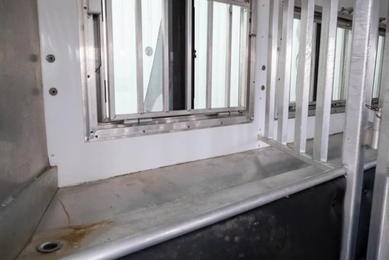 used Horse Trailers Merhow Trailers  for sale, in Seguin, TX Thumbnail 29