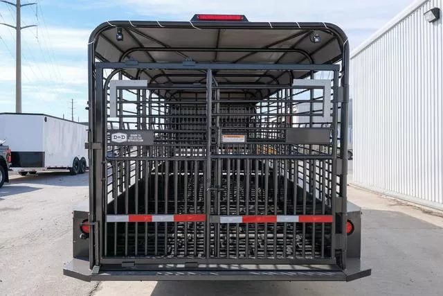 new Stock / Stock Combo Trailers Gooseneck  for sale, in Seguin, TX Thumbnail 10