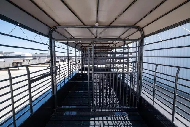 new Stock / Stock Combo Trailers Gooseneck  for sale, in Seguin, TX Thumbnail 13