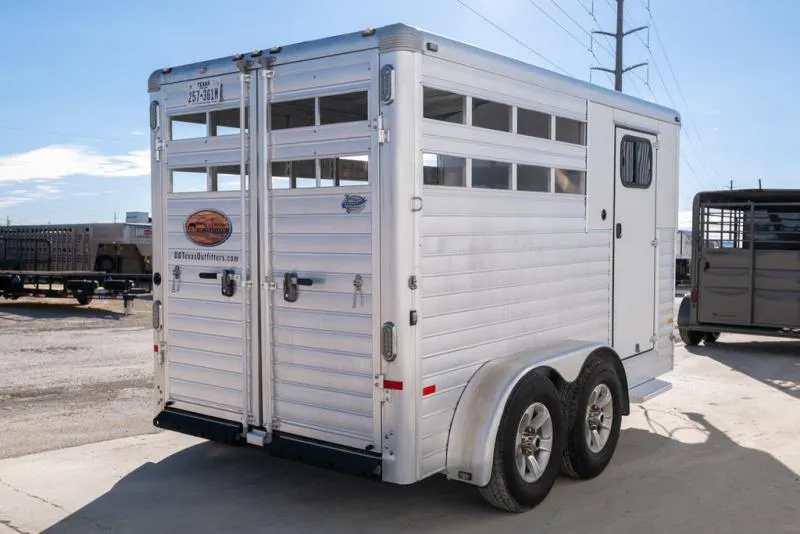 used Horse Trailers Sundowner Trailers  for sale, in Seguin, TX Thumbnail 4