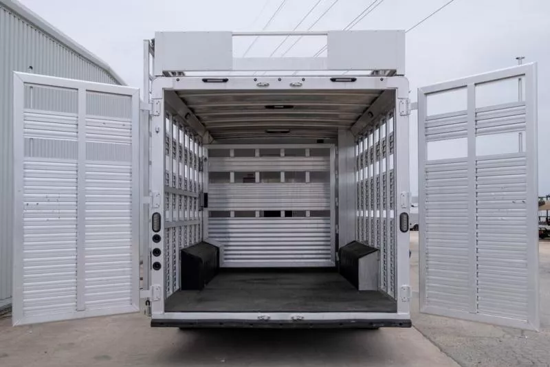 used Horse Trailers Lakota  for sale, in Seguin, TX Thumbnail 14