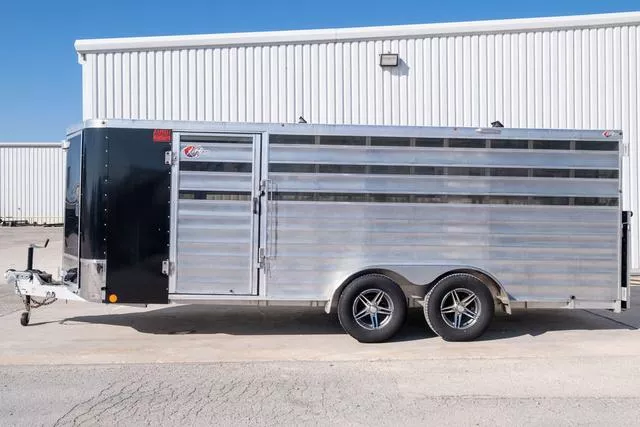 new Horse Trailers Kiefer Manufacturing  for sale, in Seguin, TX Thumbnail 2