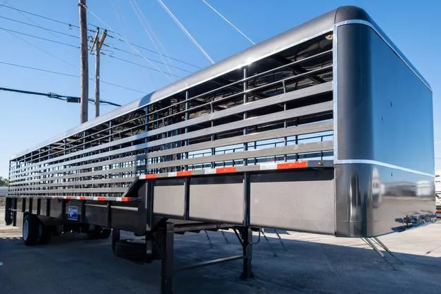 new Stock / Stock Combo Trailers Gooseneck  for sale, in Seguin, TX Thumbnail 2
