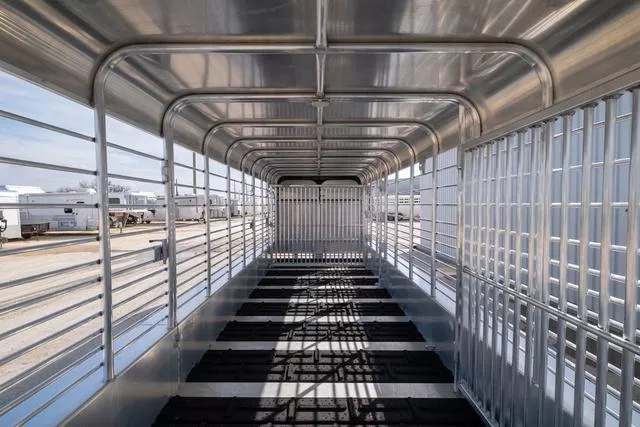 new Stock / Stock Combo Trailers Gooseneck  for sale, in Seguin, TX Thumbnail 14