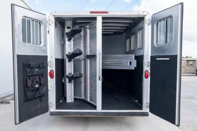 used Horse Trailers Featherlite  for sale, in Seguin, TX Thumbnail 19