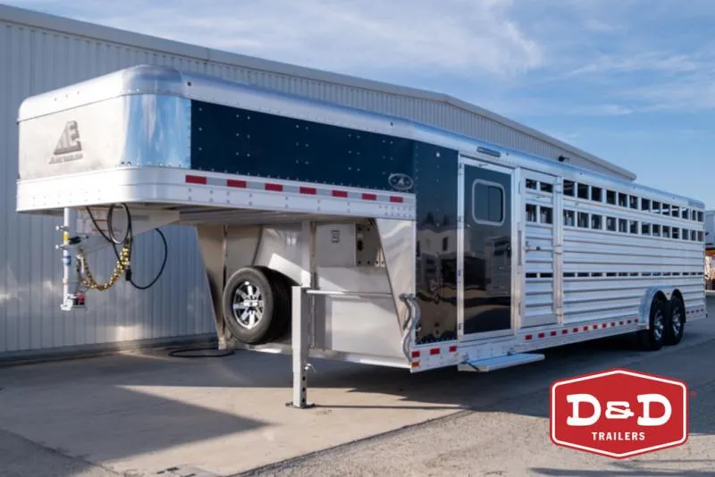 2026 Elite Trailers 30 Ft Show Cattle Trailer 