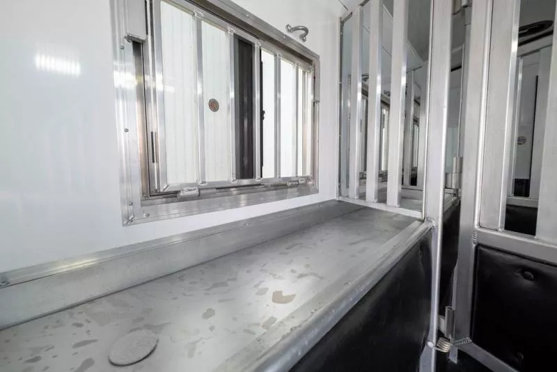 new Horse Trailers Merhow Trailers  for sale, in Seguin, TX Thumbnail 20