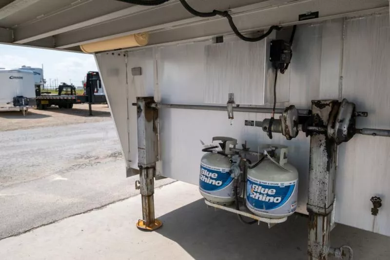 used Horse Trailers 4-Star Trailers  for sale, in Seguin, TX Thumbnail 6