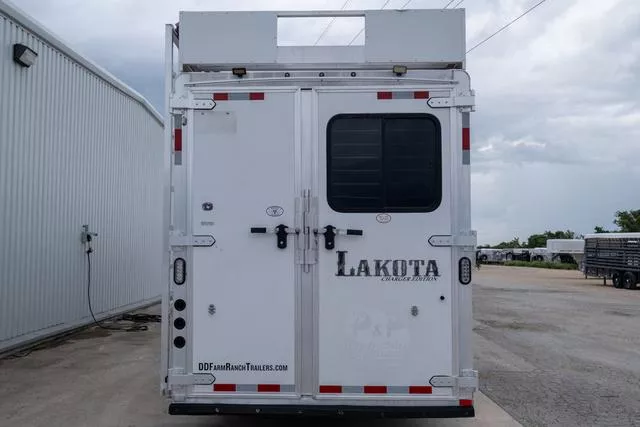 used Horse Trailers Lakota  for sale, in Seguin, TX Thumbnail 8