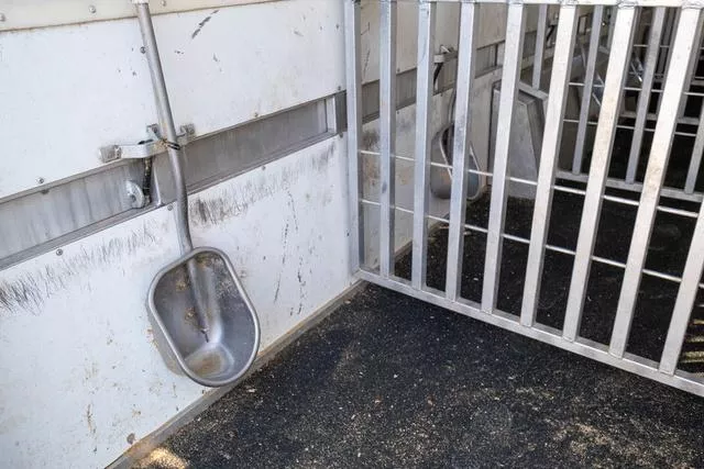 used Horse Trailers Sundowner Trailers  for sale, in Seguin, TX Thumbnail 22