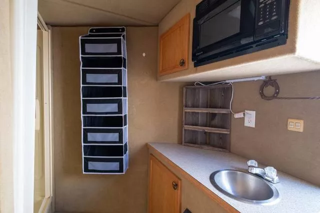 used Horse Trailers Featherlite  for sale, in Seguin, TX Thumbnail 14