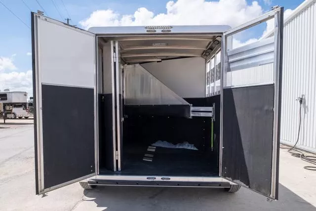 used Horse Trailers CM Trailers  for sale, in Seguin, TX Thumbnail 10