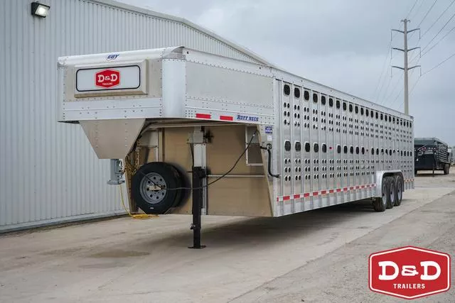 2025 Eby 36 Ft Ruff Neck Punch Side Stock Trailer 