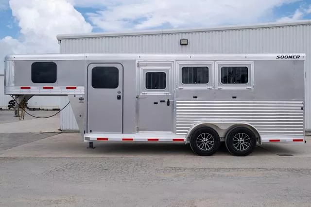 new Horse Trailers Sooner  for sale, in Seguin, TX Thumbnail 2
