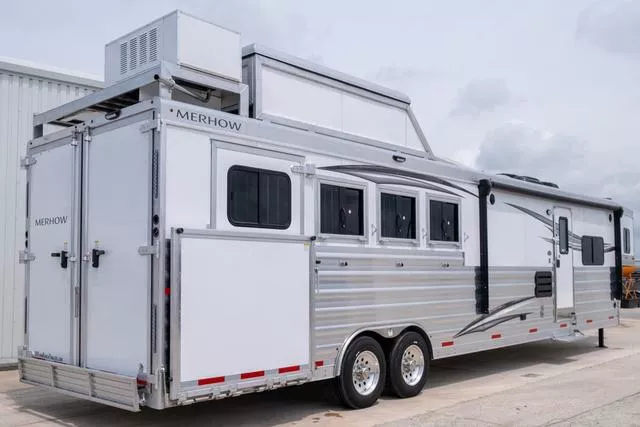 new Horse Trailers Merhow Trailers  for sale, in Seguin, TX Thumbnail 3