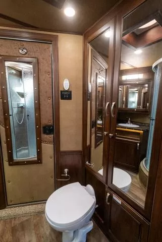 used Horse Trailers Featherlite  for sale, in Seguin, TX Thumbnail 29