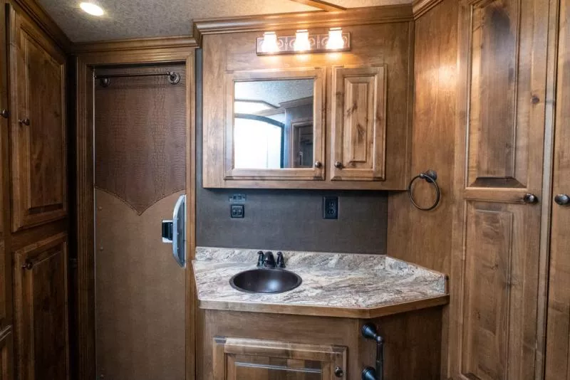 used Horse Trailers Elite Trailers  for sale, in Seguin, TX Thumbnail 13