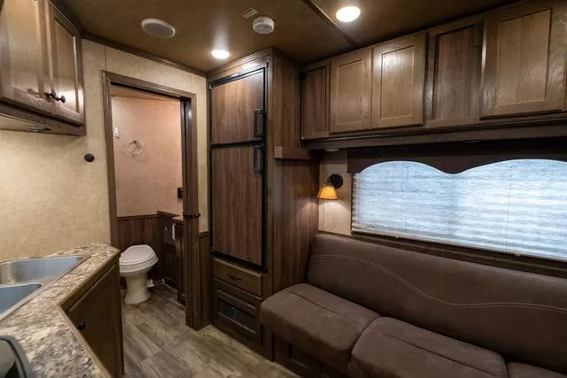 used Horse Trailers Lakota  for sale, in Seguin, TX Thumbnail 20