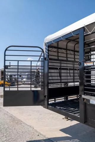 new Stock / Stock Combo Trailers Gooseneck  for sale, in Seguin, TX Thumbnail 7