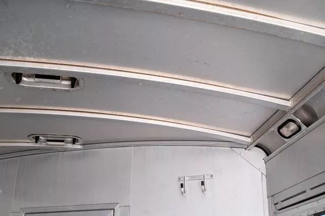 used Horse Trailers Platinum Coach  for sale, in Seguin, TX Thumbnail 18