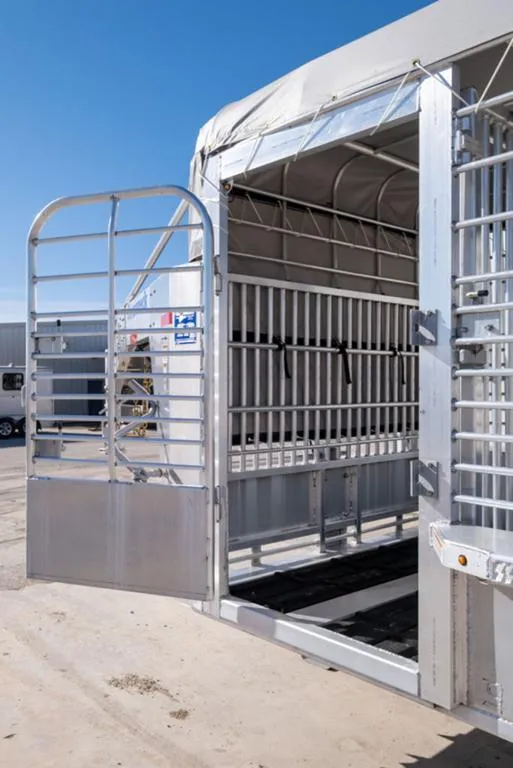 new Stock / Stock Combo Trailers Gooseneck  for sale, in Seguin, TX Thumbnail 7