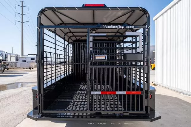 new Stock / Stock Combo Trailers Gooseneck  for sale, in Seguin, TX Thumbnail 10