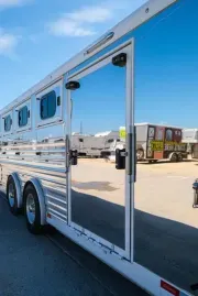 used Horse Trailers Cimarron Trailers  for sale, in Seguin, TX Thumbnail 18