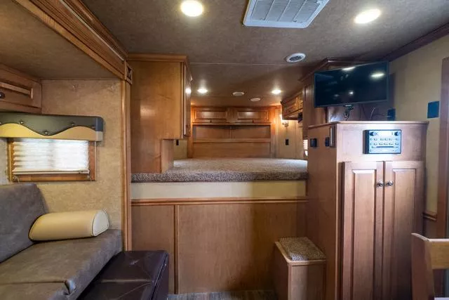 used Horse Trailers Merhow Trailers  for sale, in Seguin, TX Thumbnail 21