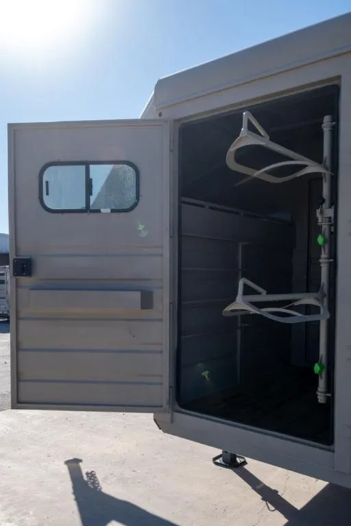 used Stock / Stock Combo Trailers Swift Built Trailers  for sale, in Seguin, TX Thumbnail 10