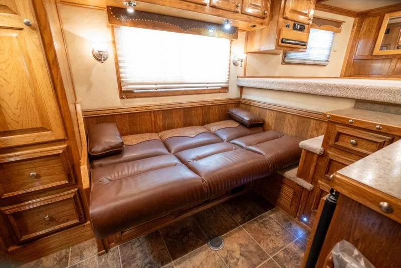 used Horse Trailers Platinum Coach  for sale, in Seguin, TX Thumbnail 33