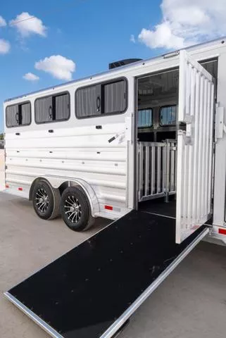 new Horse Trailers Bar-M Trailers  for sale, in Seguin, TX Thumbnail 11