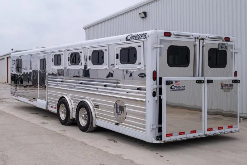 used Horse Trailers Cimarron Trailers  for sale, in Seguin, TX Thumbnail 3