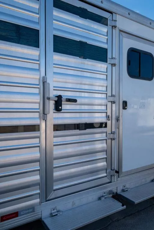 used Horse Trailers Cimarron Trailers  for sale, in Seguin, TX Thumbnail 27